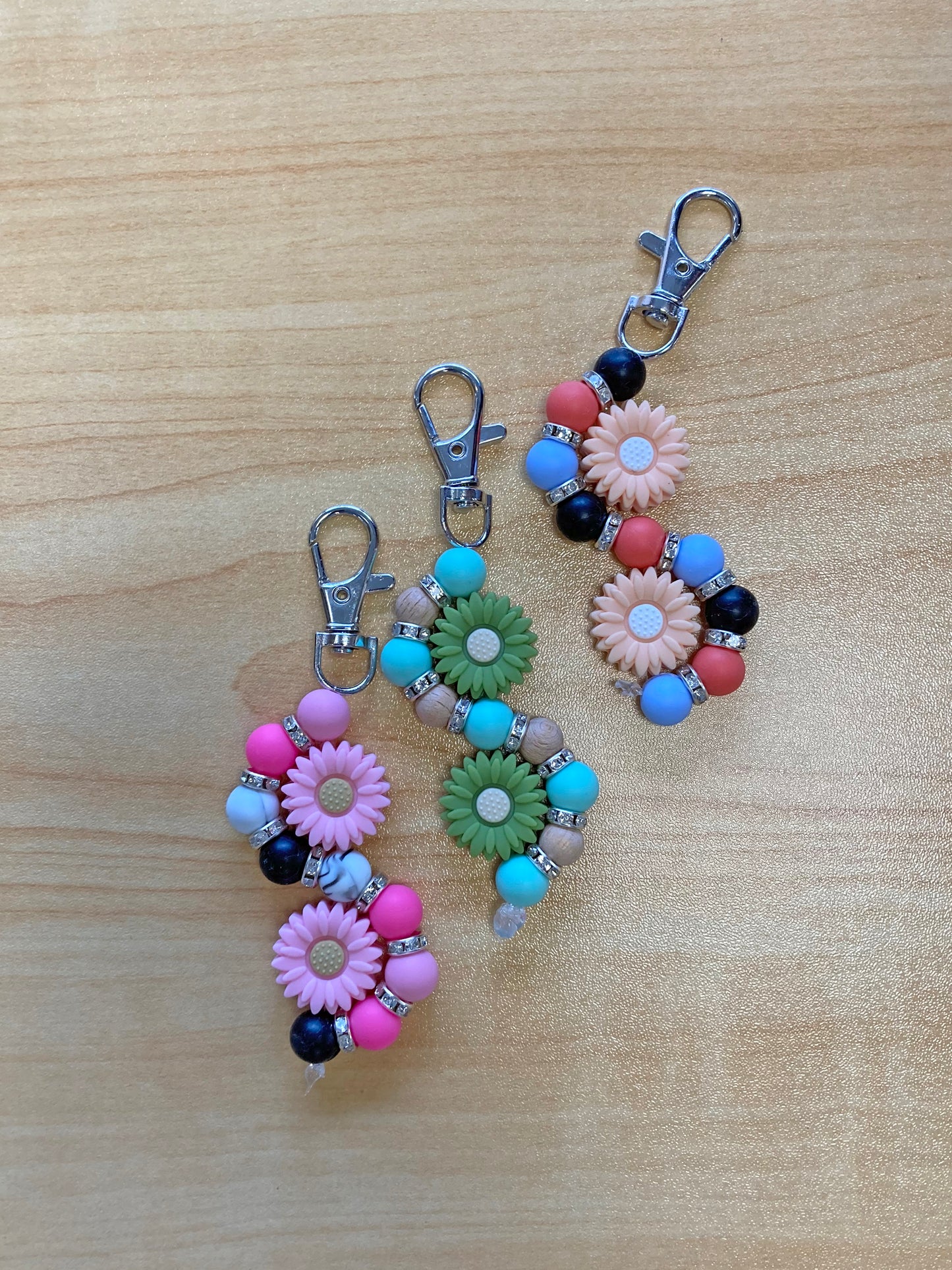 S-flower keychains