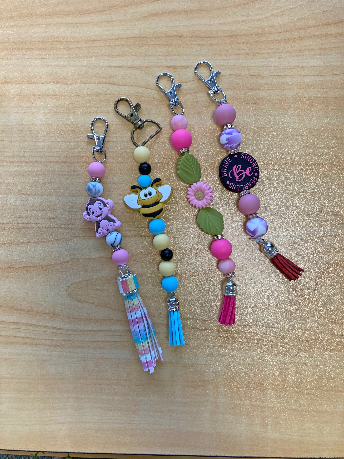 Short straight bead strings