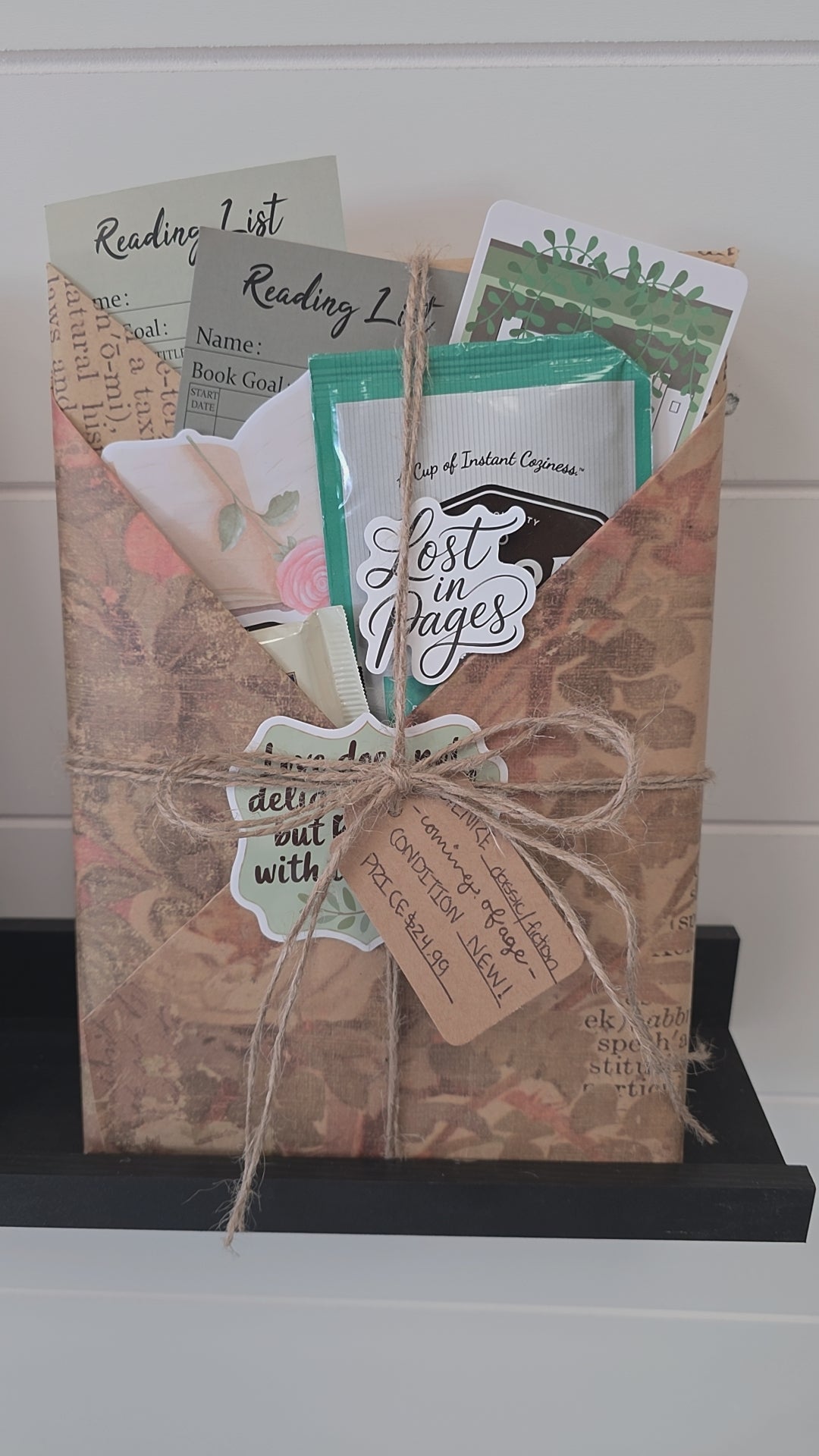 Blind Date Book - Genre: Classic